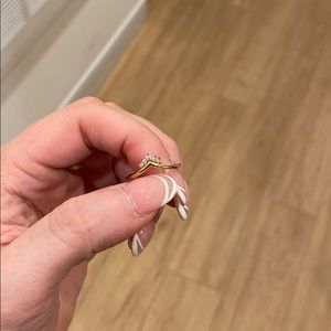 Size 7 Pandora ring with box